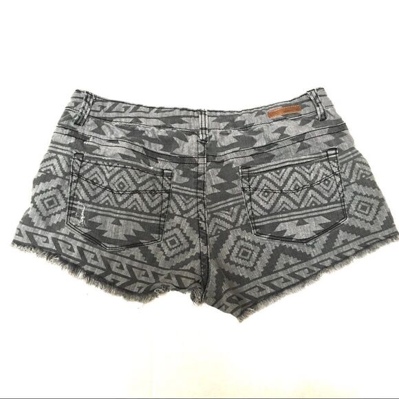 O’Neill shorts Y2K Aztec gray cut off shorts 11 - Picture 2 of 6